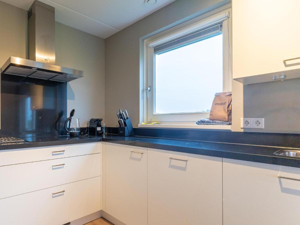 Modern Holiday Home By The Sea With Sauna Scherpenisse ภายนอก รูปภาพ